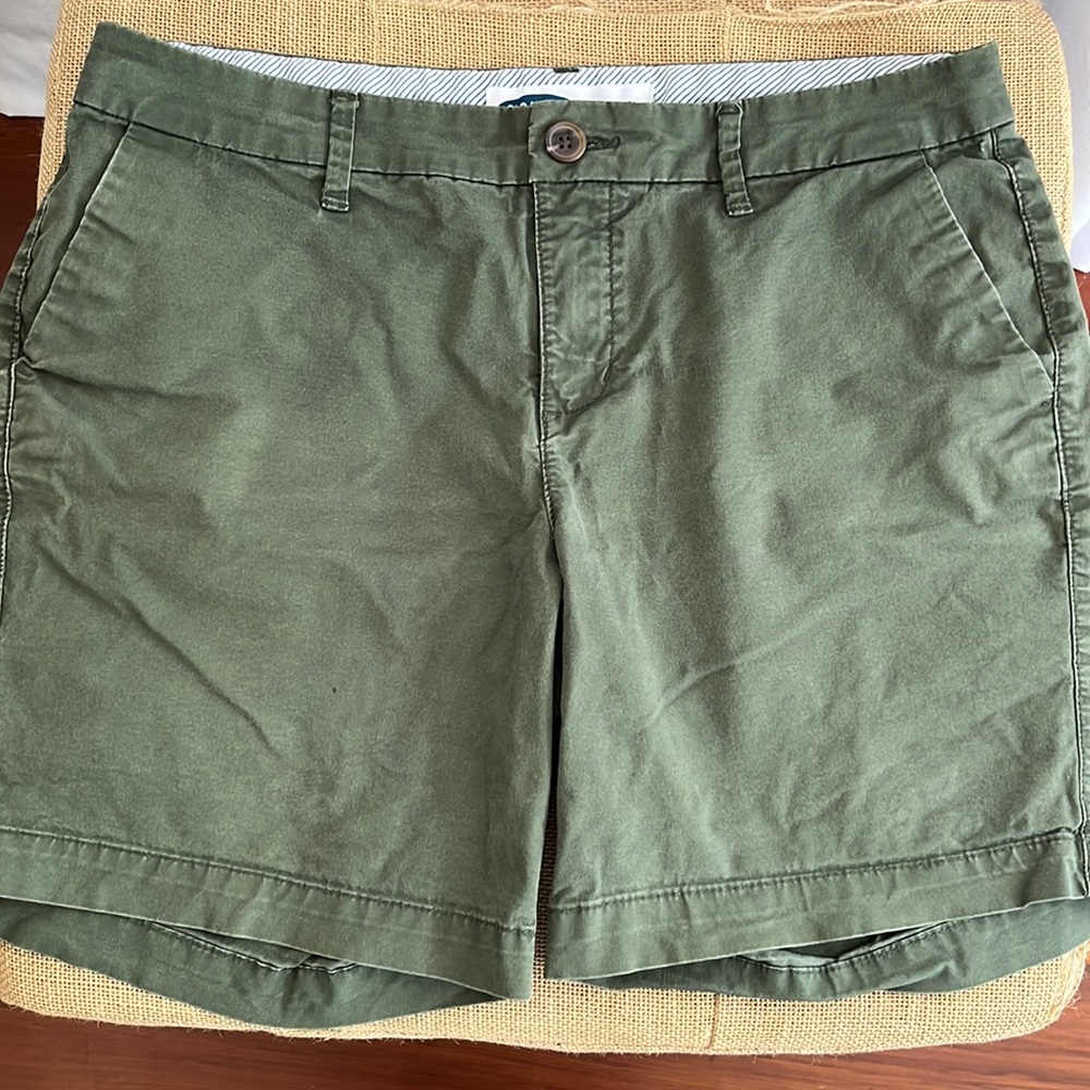 olive shorts